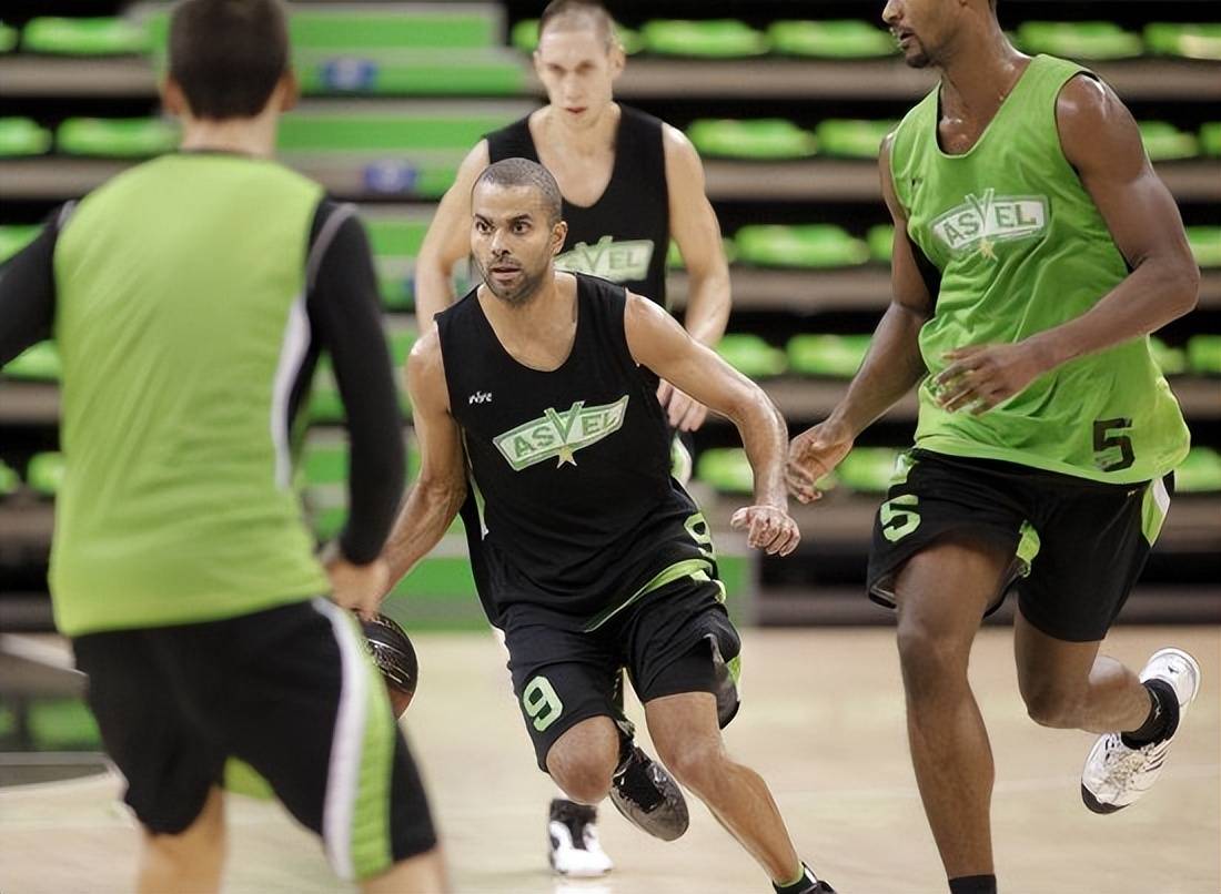 乐鱼体育-里程碑夜！俄克拉荷马雷霆篮板制胜，法甲今夜刷纪录，管理层满意，临场指挥获称赞的简单介绍-乐鱼体育