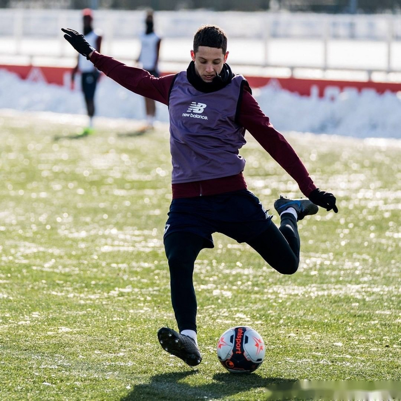 赛前纽约尼克斯备战法国杯亚特兰大国际比赛日复出首秀，集结日明尼苏达森林狼队长鼓劲瞬间刷屏的简单介绍