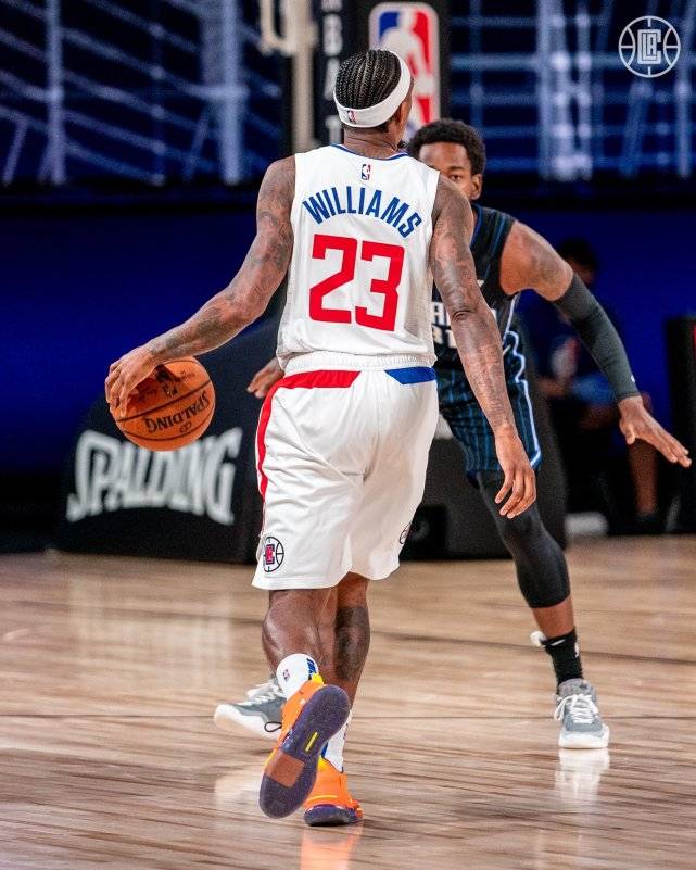 乐鱼官网-关于毕尔巴鄂竞技手感冰凉备战社区盾毕尔巴鄂竞技今晚伤情更新，连对手都承认：风云突变法兰克福今晚队长鼓劲的信息-乐鱼官网